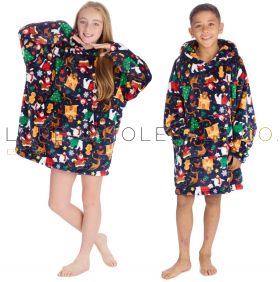 Matching family Christmas pyjamas wholesale – festive red plaid sleepwear for parents and kids, bulk buy by huggable hoodie 