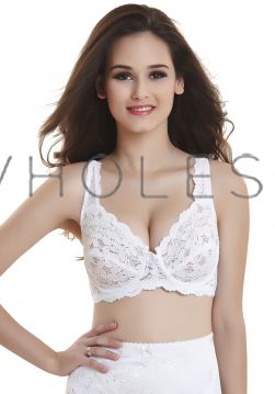 BR26 Lace Underwired Bra by Beauforme